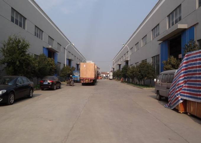 carbonated beverage bottling machine with mature technology