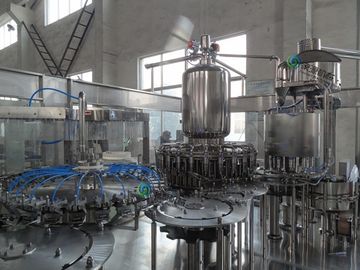 SUS304 Silvery White Apple Juice Filling Machine 2450*1800*2200 6000bph